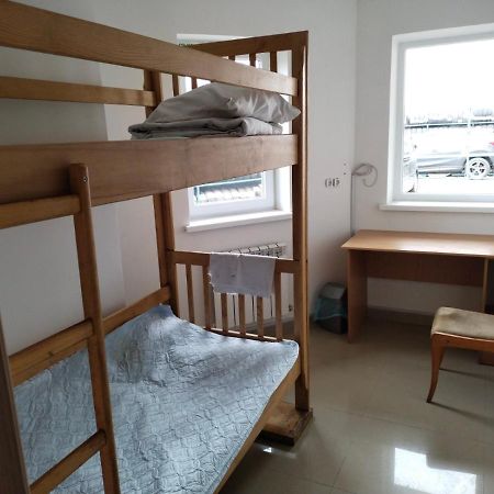 Motel อิวาโน-ฟรานกิฟสเก ภายนอก รูปภาพ