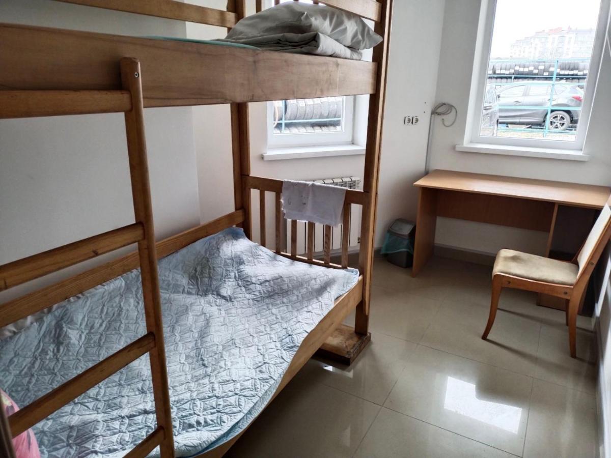 Motel อิวาโน-ฟรานกิฟสเก ภายนอก รูปภาพ